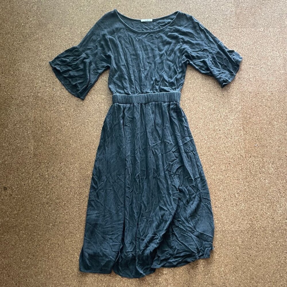 Grey Midi Dress with Ruffle Sleeves